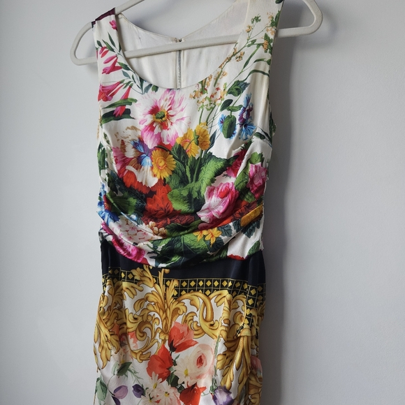 Dolce & Gabbana Silk Floral Bouquet Iconic Sleeveless Rouched Dress - Picture 9 of 15